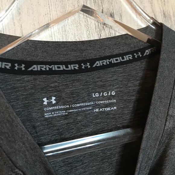 Under Armour Compression Shirt LG Heat Gear - Picture 2 of 4